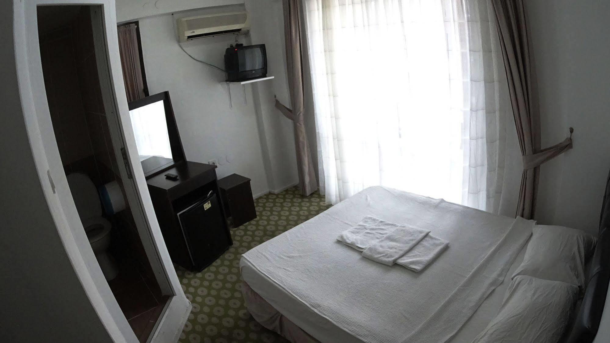 Ada Butik Hotel Кушадасы Экстерьер фото