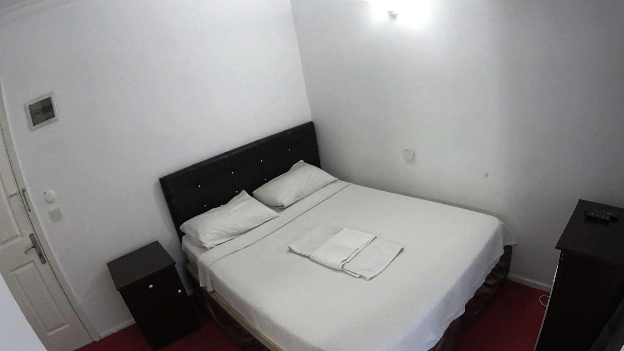 Ada Butik Hotel Кушадасы Экстерьер фото